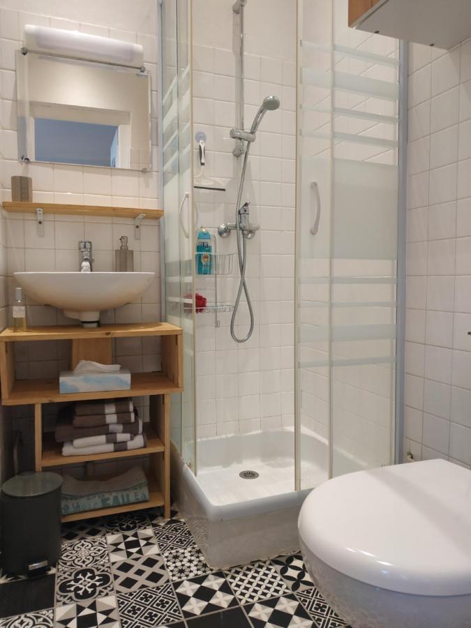 Appartement Joli Calme Parking Proche Thermes Et Centre